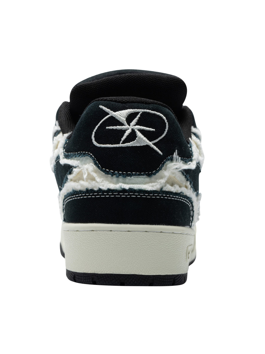 PF V2 Low | ONYX – GRKC PRAY®
